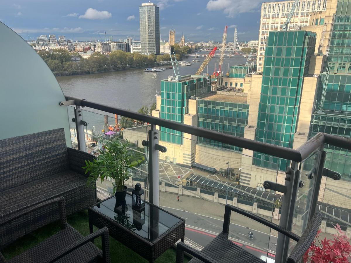 St George Thames Apartment London Eksteriør bilde