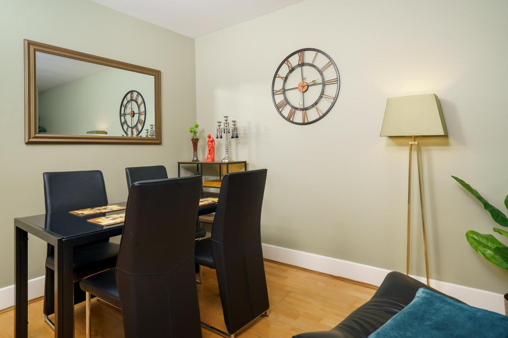 St George Thames Apartment London Eksteriør bilde